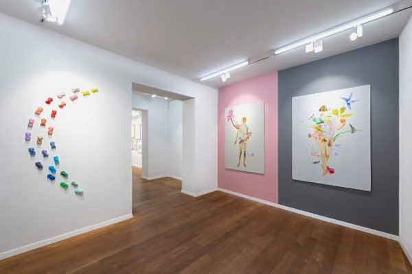 Büyük Self_Love_Install_Low_Anna_Laudel_Istanbul_2025_4